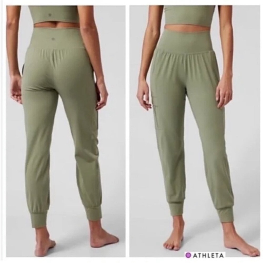 Athleta Salutation Cargo Jogger. XXS Petite